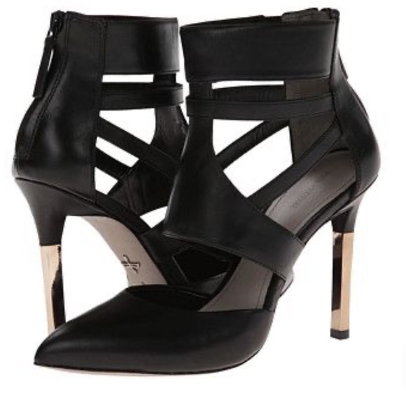 Pour La Victoire Shoes - Pour la Victoria Zanie Heel Heeled Sandal 9.5 Black Cage Gold Leather Revolve